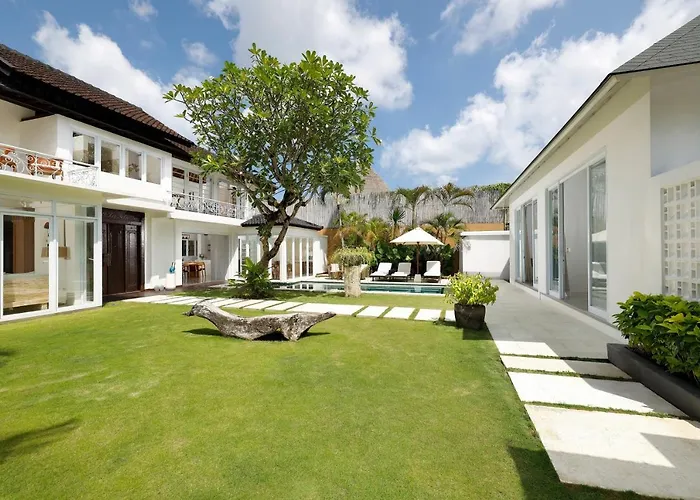 Villa Swarna By Nakula Seminyak 